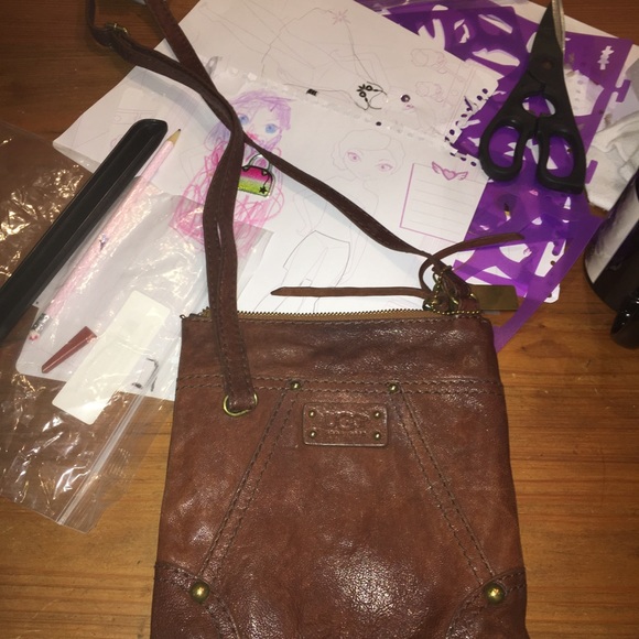 Brown leather UGG cross body purse - Picture 2 of 5